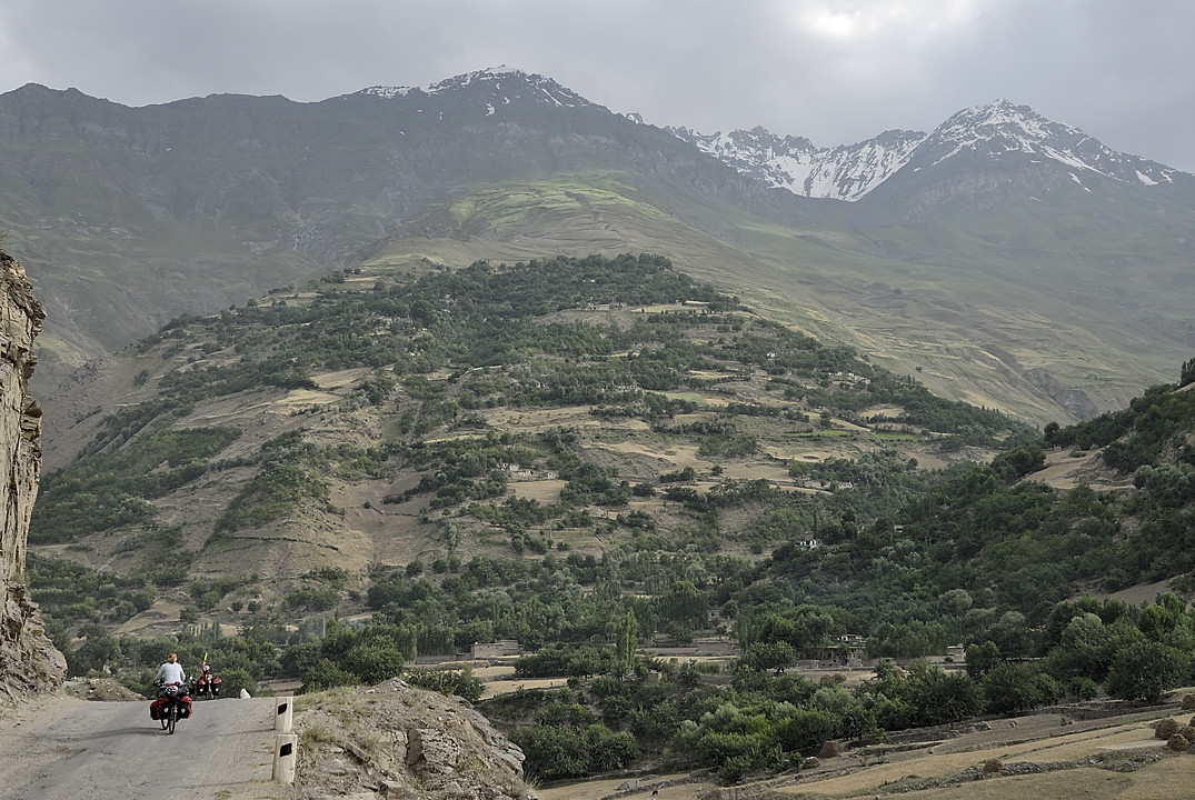 100720-43.jpg - Le long de la Panj