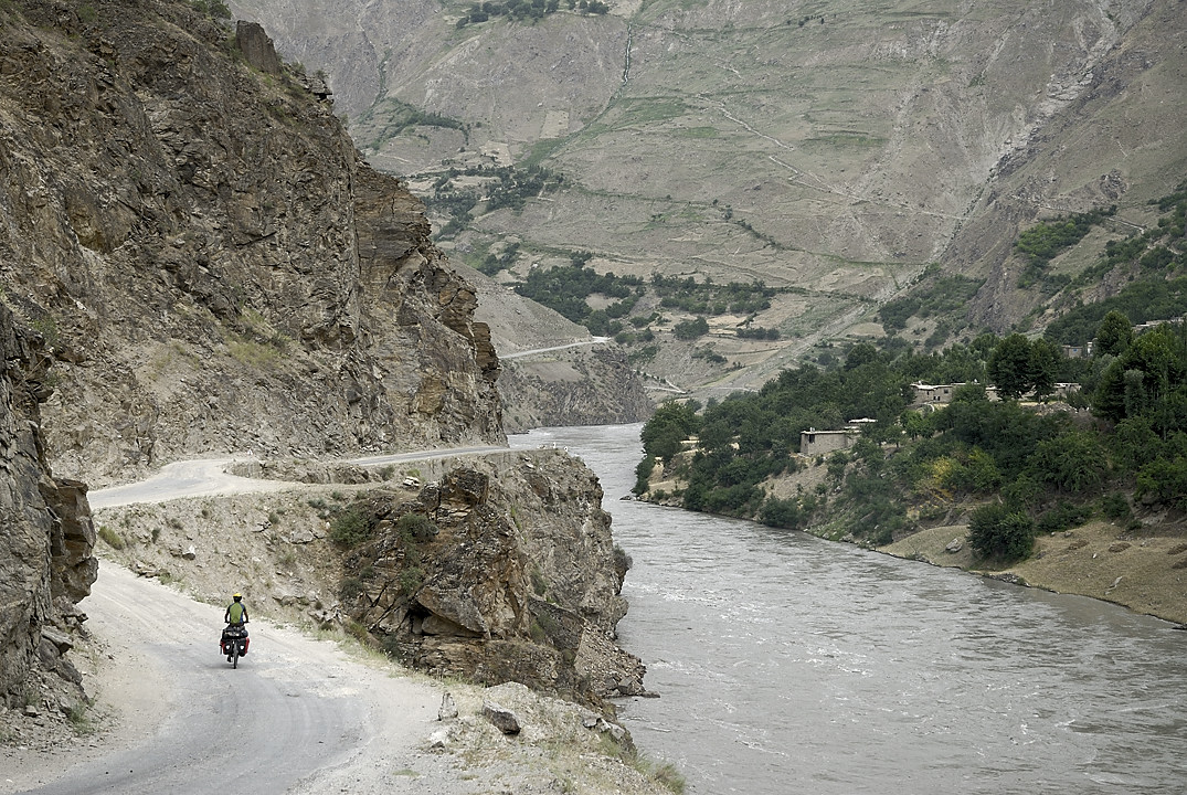 100720-45.jpg - Le long de la Panj