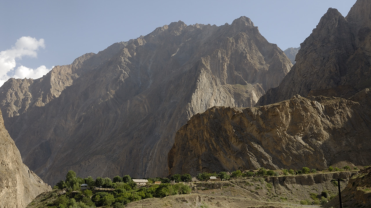 100722-01.jpg - Apr�s Khikhik