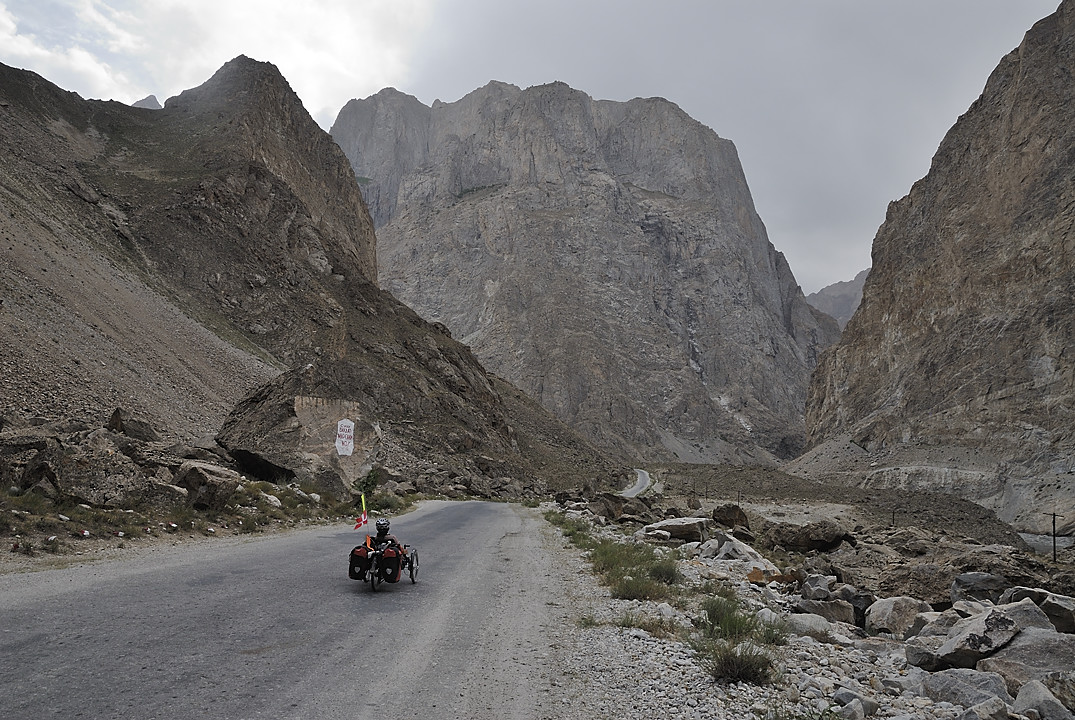 100722-08.jpg - Le long de la Panj