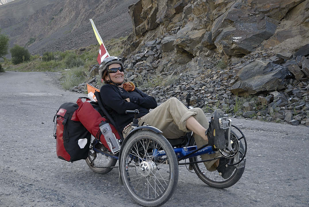 100724-03.jpg - De Past-Bajuv � Khorog