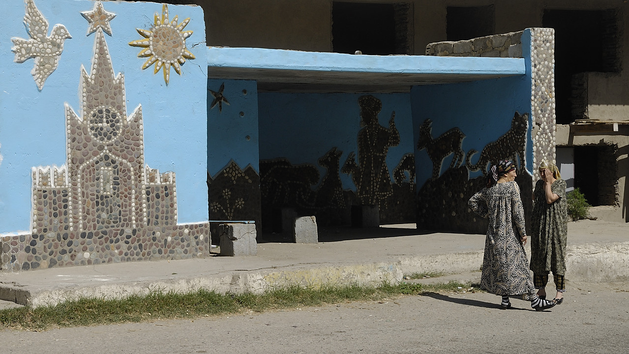 100724-07.jpg - De Past-Bajuv � Khorog : Tishor