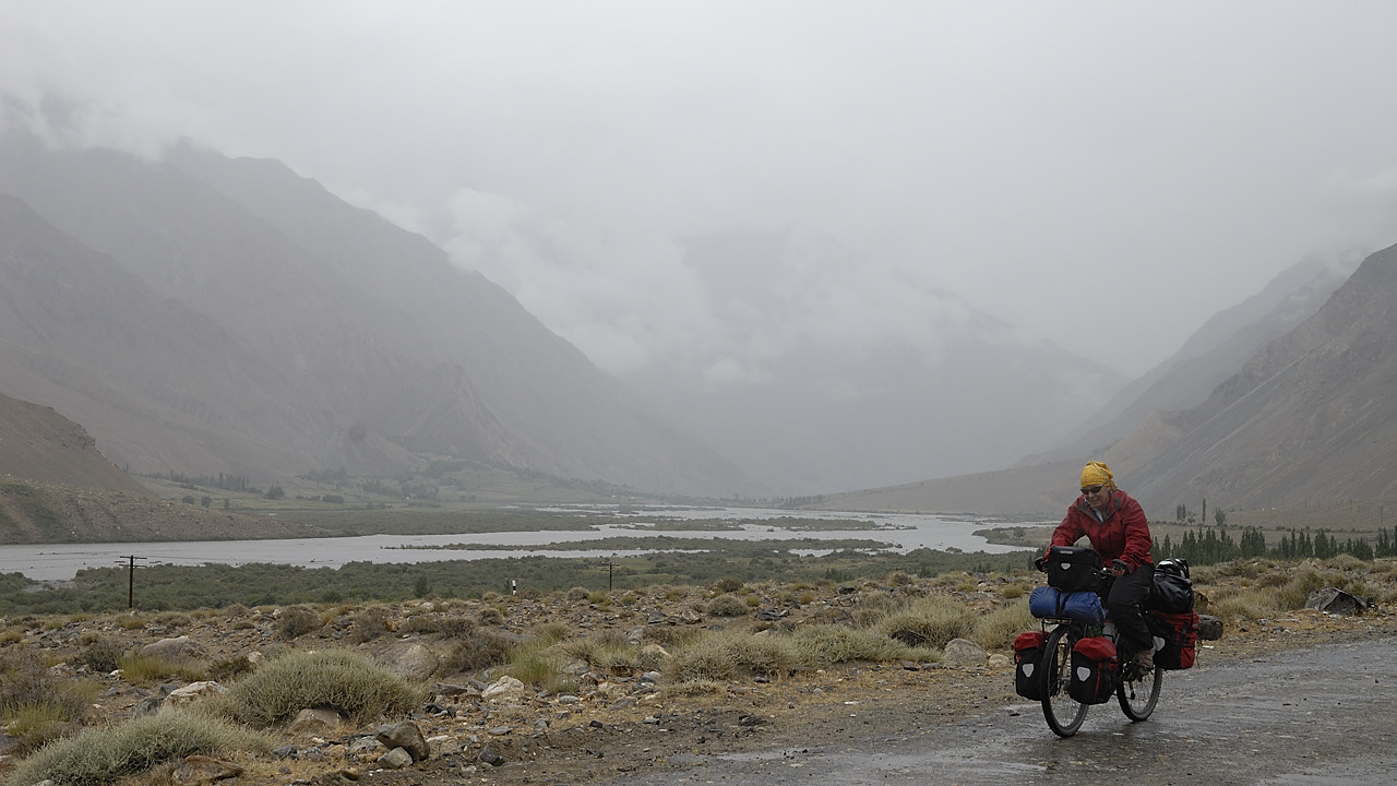 100728-05.jpg - De Sist � Ishkashim