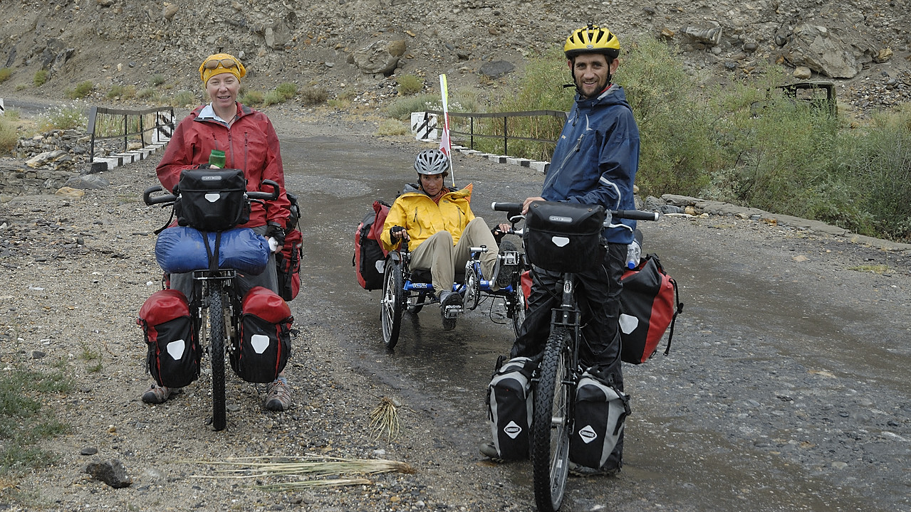 100728-06.jpg - De Sist � Ishkashim