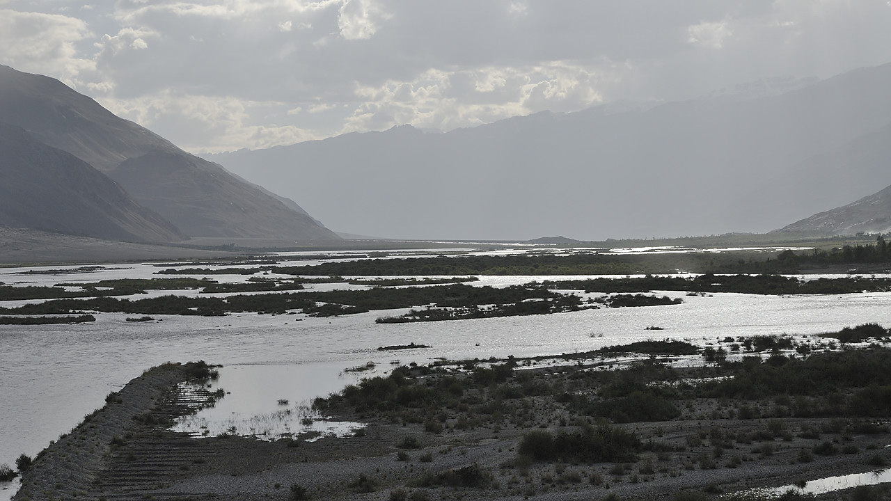 100812-08.jpg - De Shitkharv � Langar