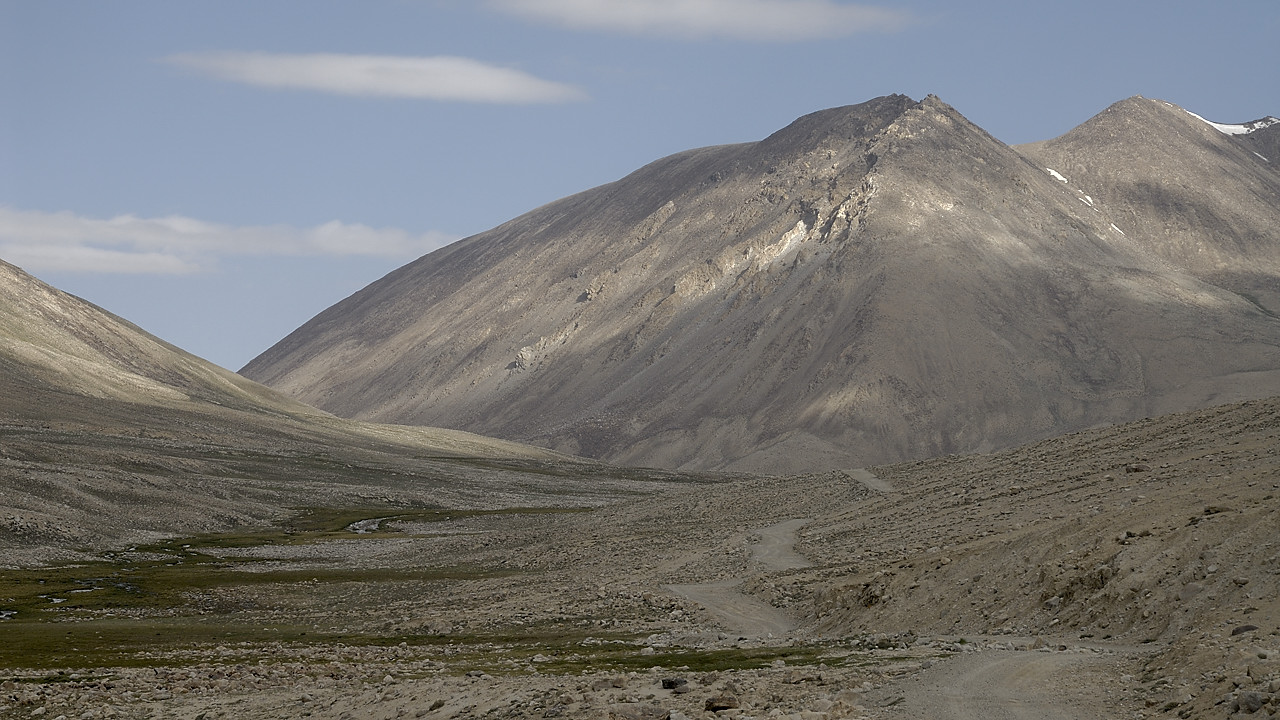 100815-03.jpg - Mont�e au Khargush Pass