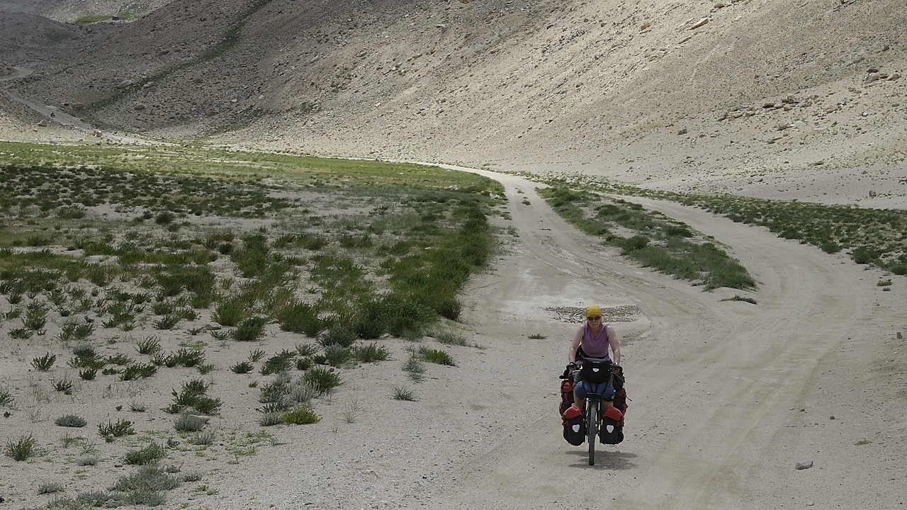 100815-12.jpg - Descente du Khargush Pass