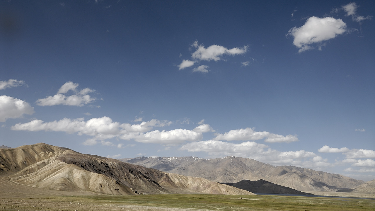 100816-20.jpg - Bulunkul (lac et village)