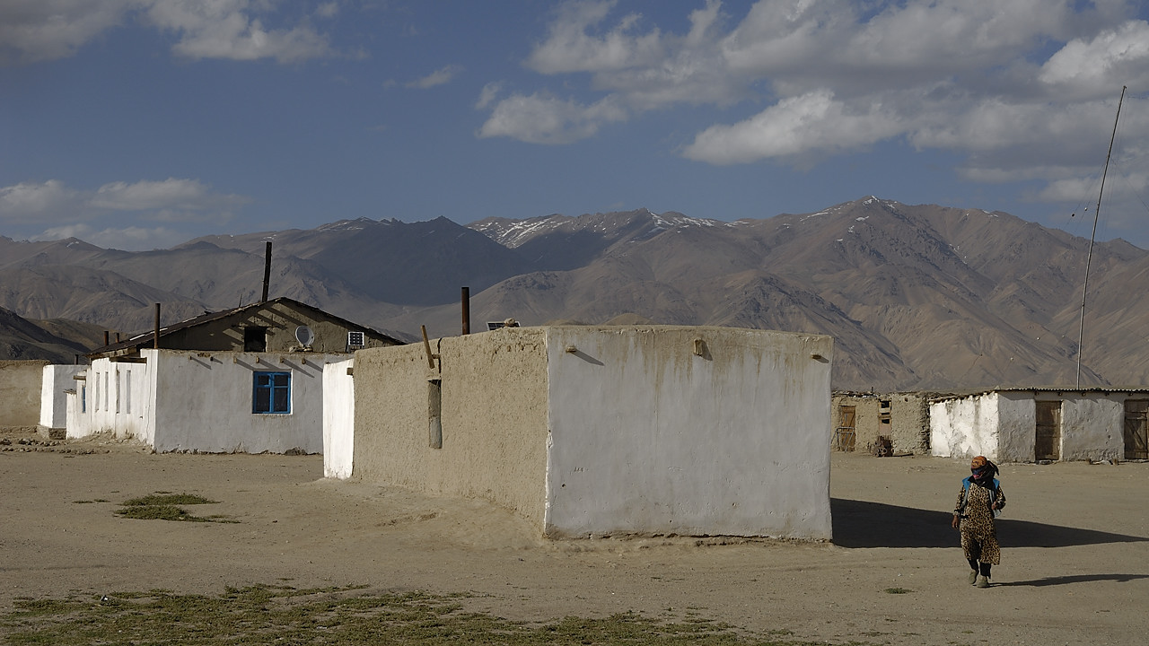 100816-23.jpg - Bulunkul