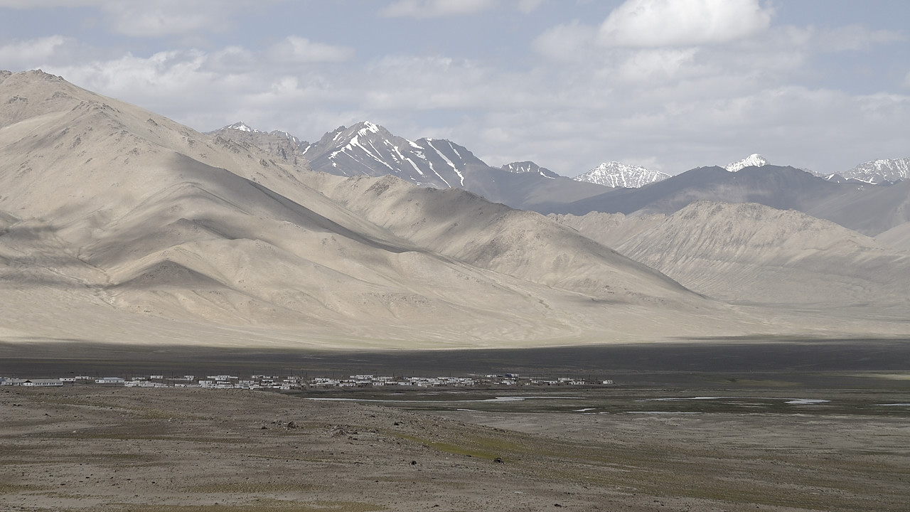 100817-11.jpg - En vue d'Alichur