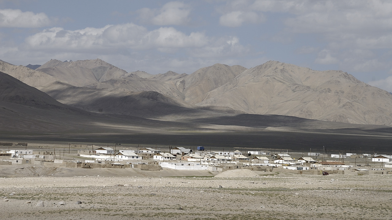 100817-12.jpg - Alichur