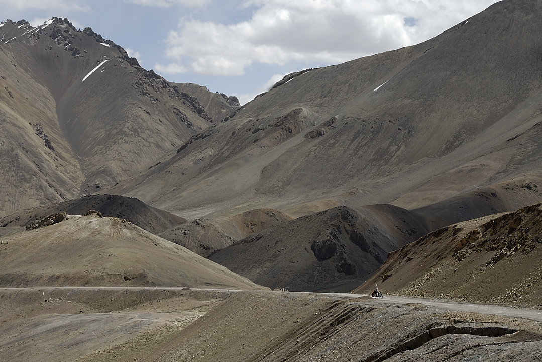 100820-09.jpg - Akbaital Pass