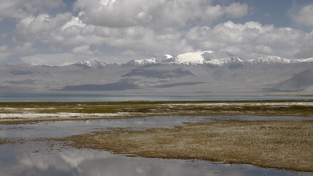 100821-07.jpg - Lac Karakul
