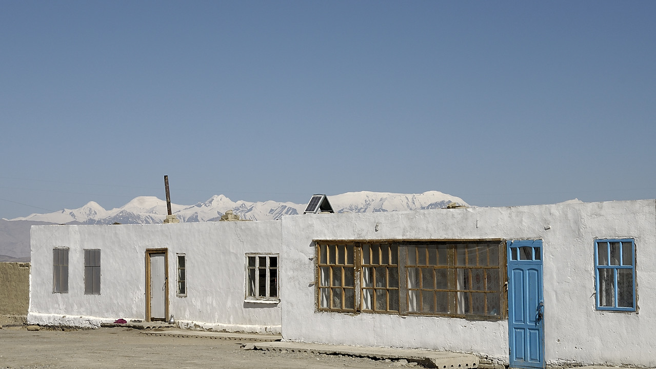 100822-18.jpg - Karakul