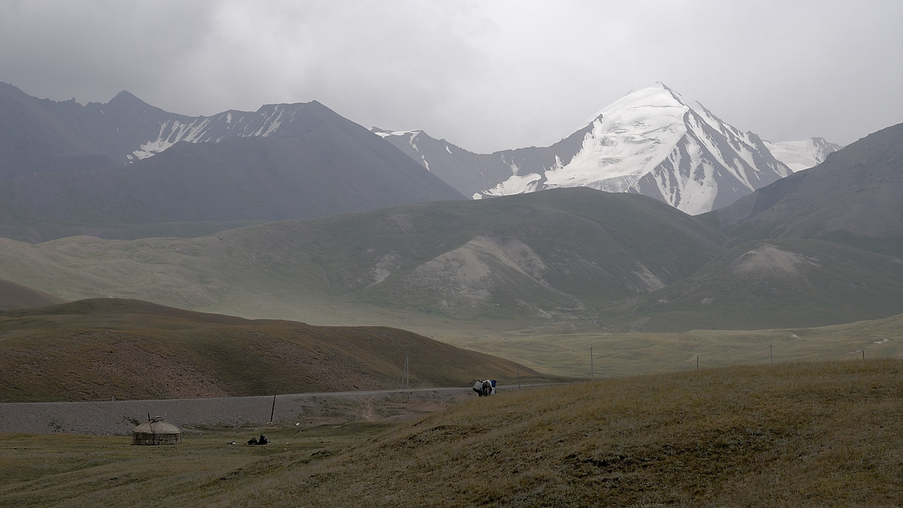 100823-24.jpg - Descente du Kizil Art