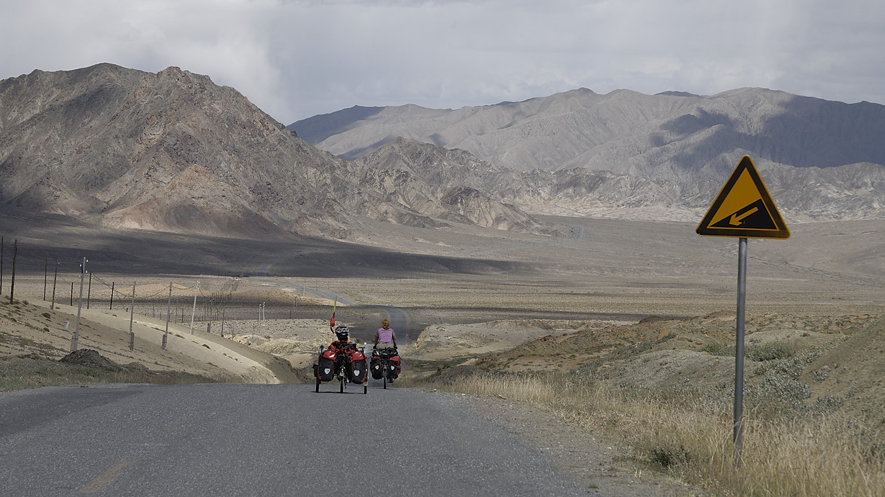 100827-12.jpg - D'Irkechtam � Ulugchat