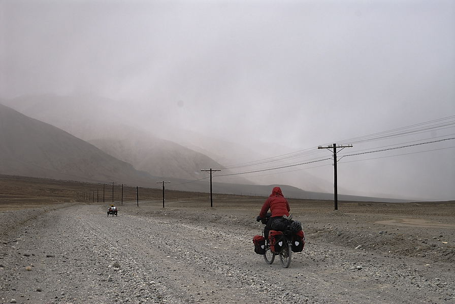 _PPB9922.jpg - Le long de la rivi�re Karakash