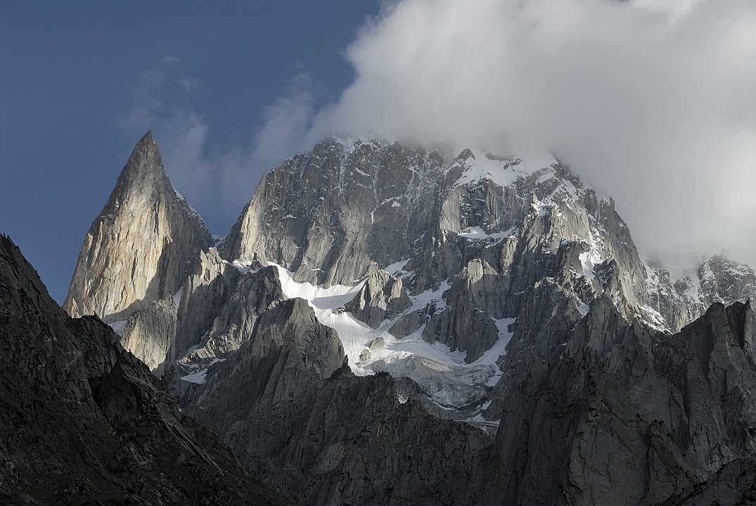 120802-065030.jpg - Bubulimating & Hunza Peak