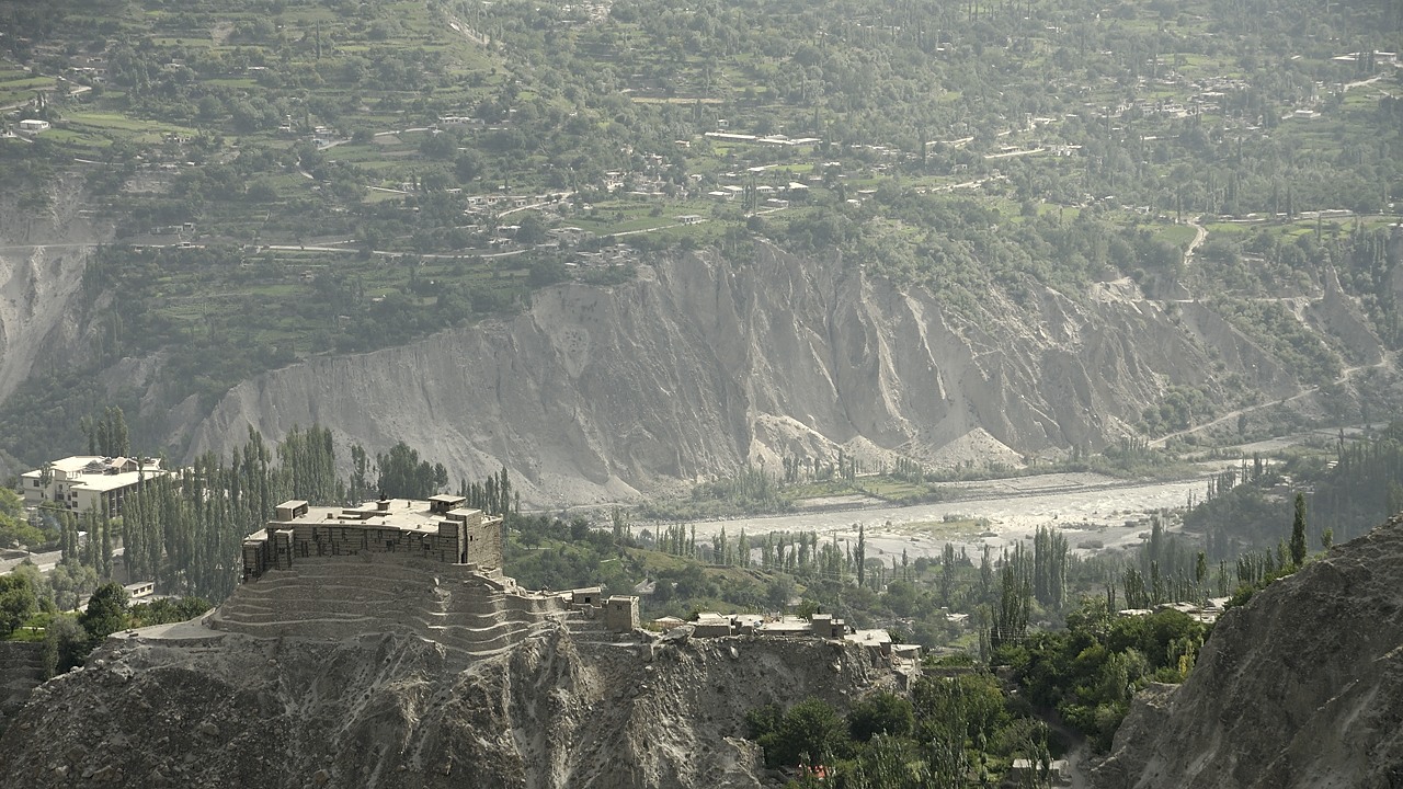 120802-153729.jpg - Baltit Fort