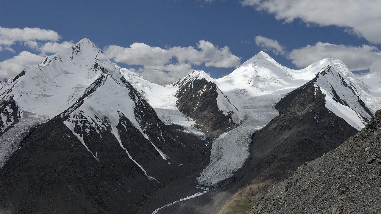 120819-110635.jpg - Montée au col Chafchingol, Sonia Peak