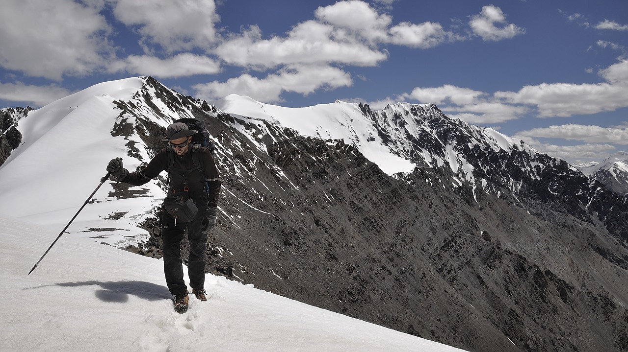 120819-114458.jpg - Traversée sur le Chafchingol Pass