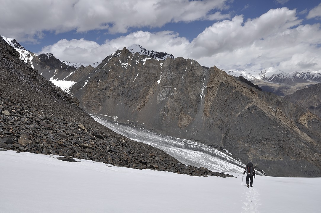 120819-122438.jpg - Descente côté Nord du Chafchingol