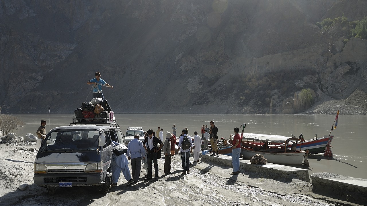 120821-083920.jpg - Arrivée en amont du lac