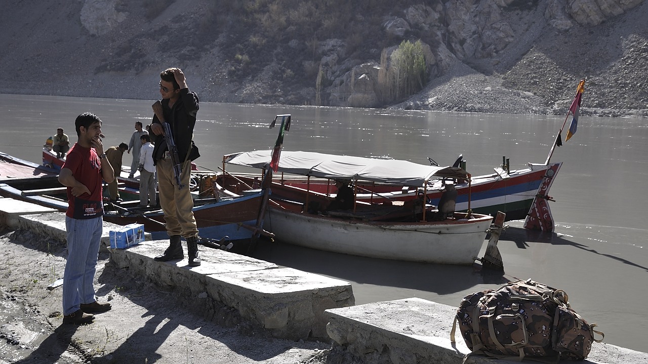 120821-083924.jpg - Arrivée en amont du lac