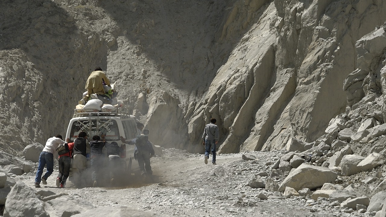 120821-103533.jpg - Faut pousser un peu