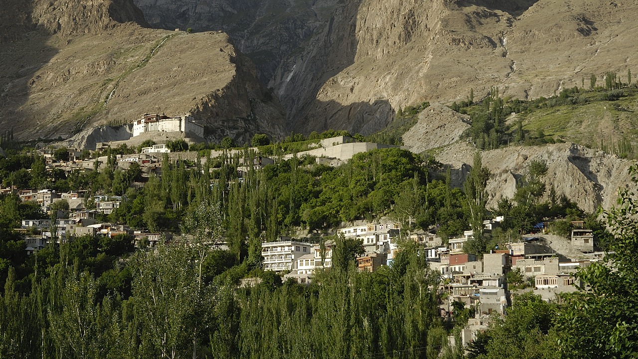 120827-171916.jpg - Karimabad