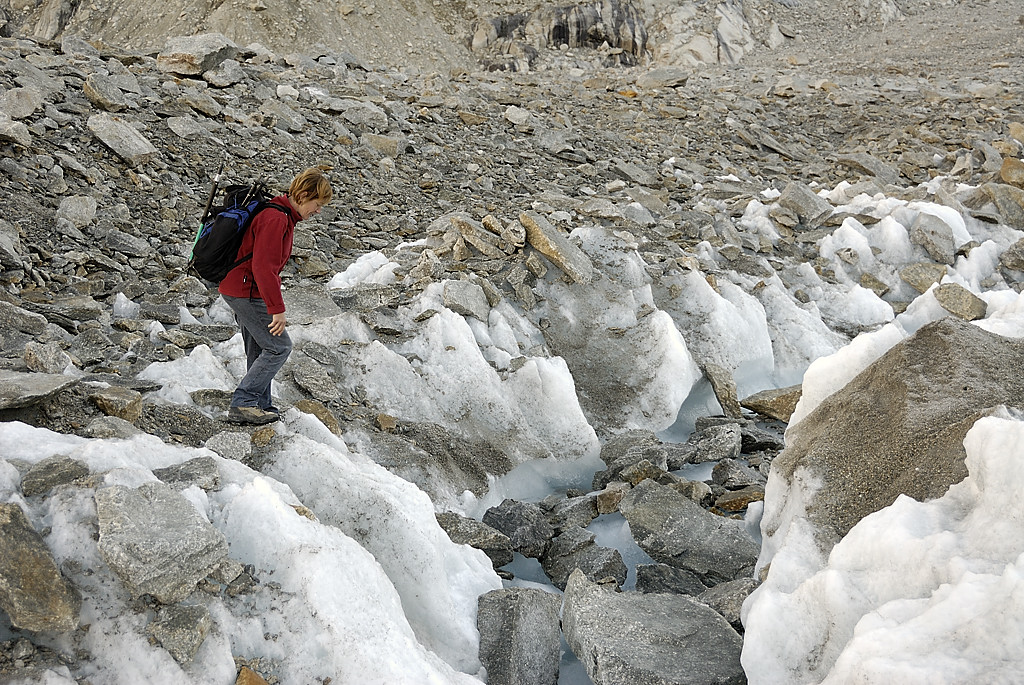 070909-12.jpg - Travers�e du Glacier de Tal�fre