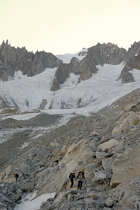 070909-13.jpg - Sortie du Glacier de Tal�fre