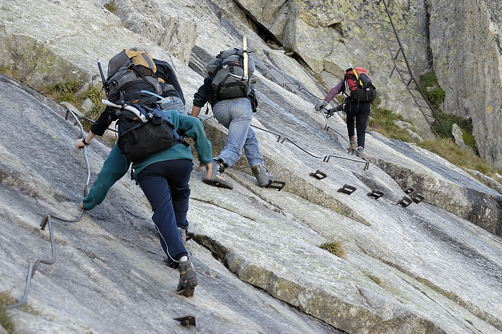 070909-21.jpg - Echelles en direction de Leschaux