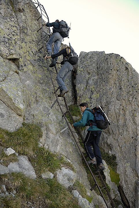070909-22.jpg - Echelles en direction de Leschaux