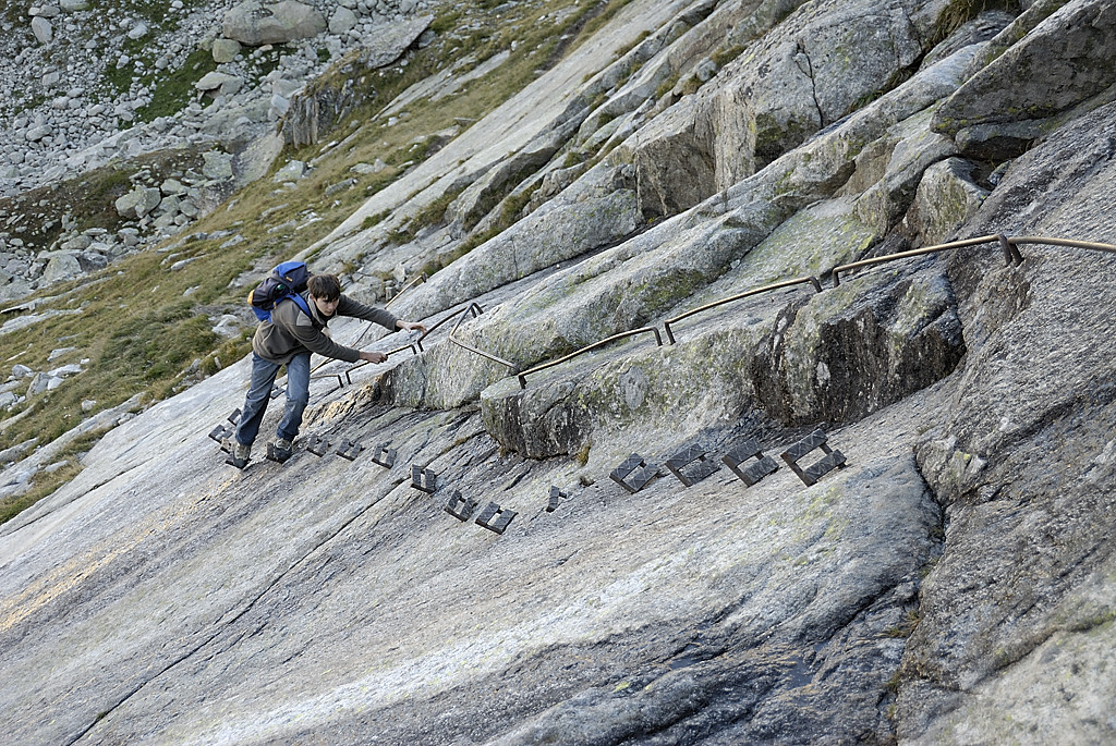 070909-25.jpg - Echelles en direction de Leschaux