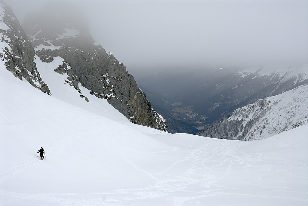080308-01.jpg - Sous les Rochers de l'Evque