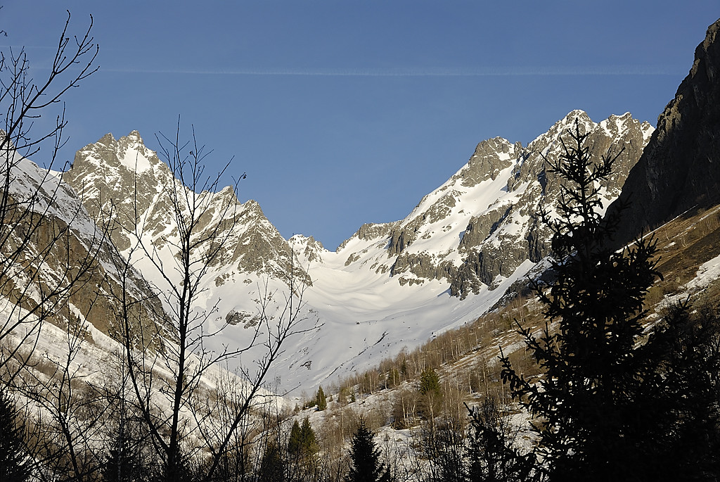 080315-01.jpg - Charmet de l'Aiguille, Col du Gleysin