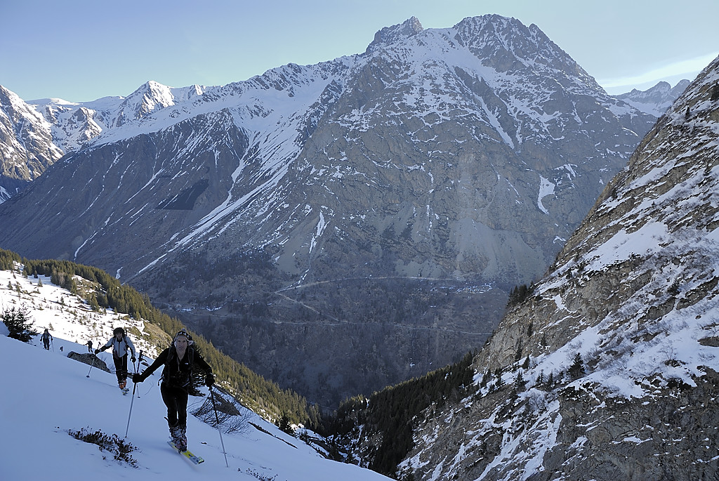 080405-01.jpg - Entre du vallon de la Mariande : Aiguille du Plat de la Selle