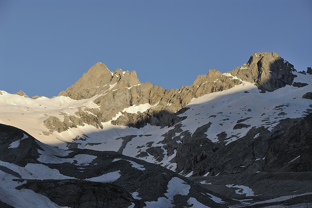 080622-02.jpg - Pic Nord des Cavales