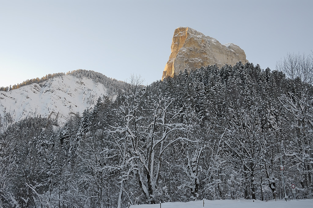 081213-02.jpg - Mont Aiguille