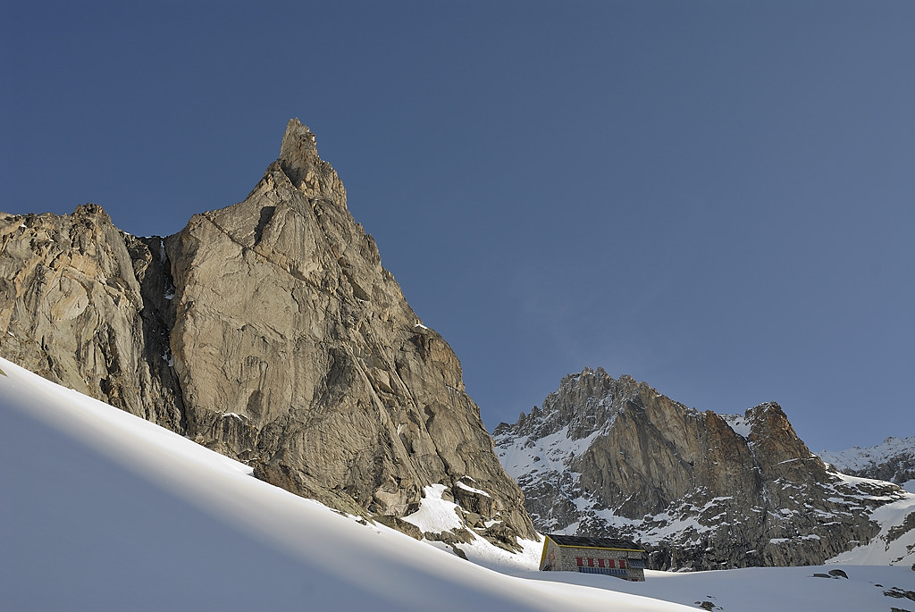 090404-06.jpg - Dibona, refuge du Soreiller