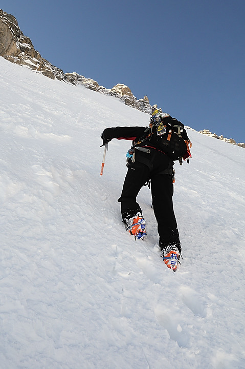 090505-14.jpg - Remonte du couloir des Italiens