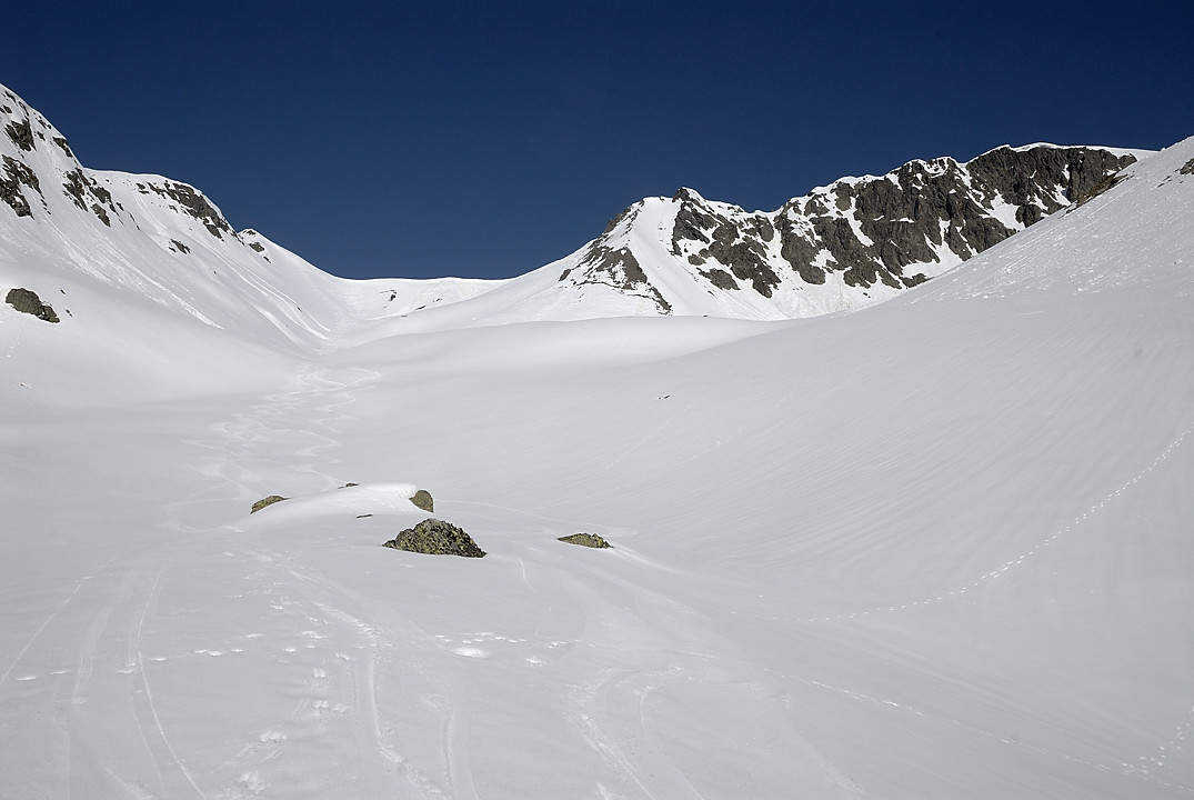 100524-20.jpg - Descente dans le vallon de la Valette