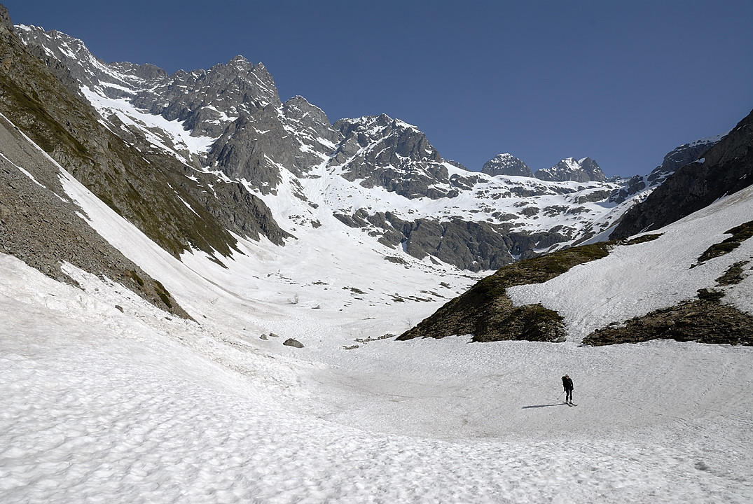 100524-23.jpg - Descente sur le Pr� de la Chaumette