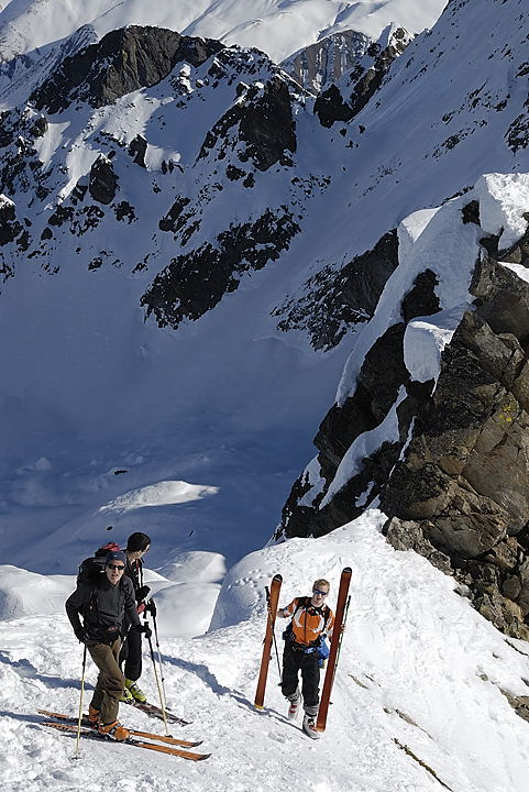 110206-05.jpg - Justin arrivant au sommet