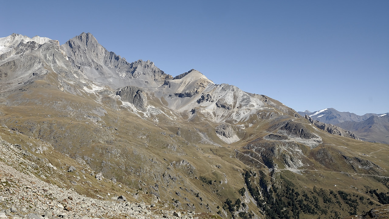 111002-134834.jpg - Dent Parach�e, Grand Chatelard