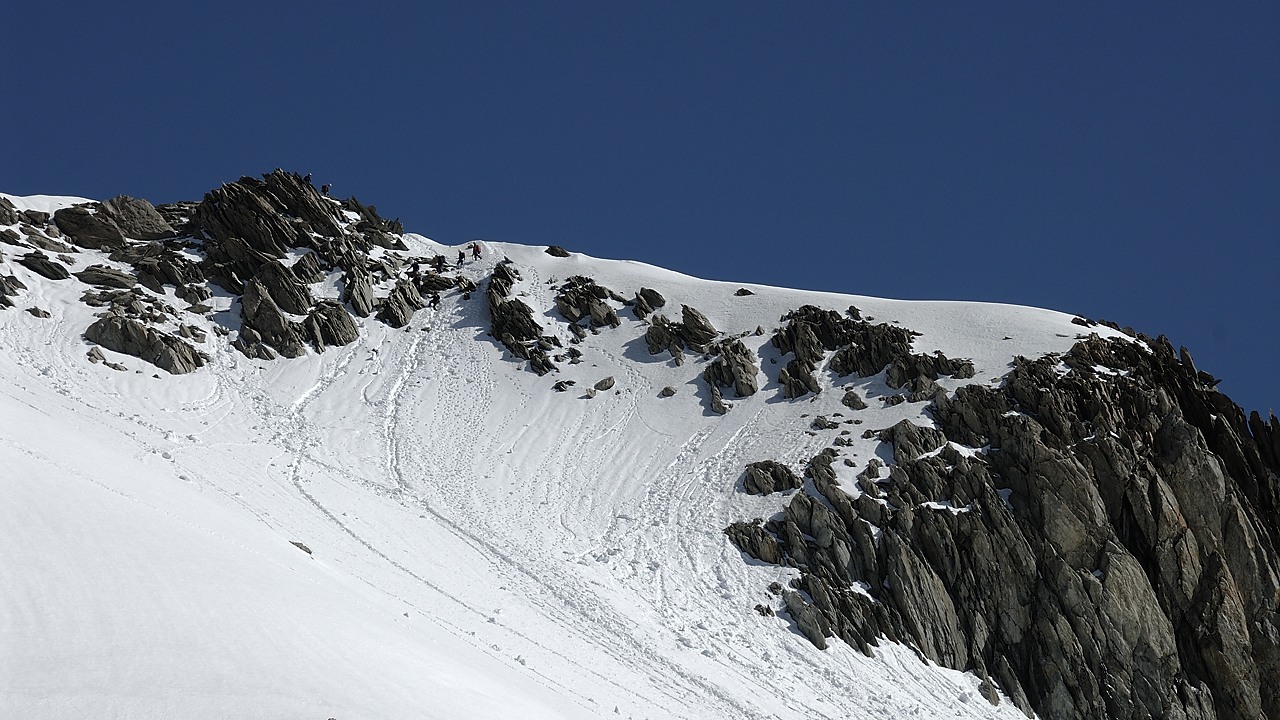 120617-105829.jpg - Dernier passage raide dans la descente de l'Aiguille de la B�rang�re