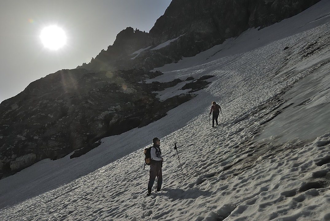 120630-081041.jpg - Descente de la Br�che du chien sur le Glacier de l'Argenti�re