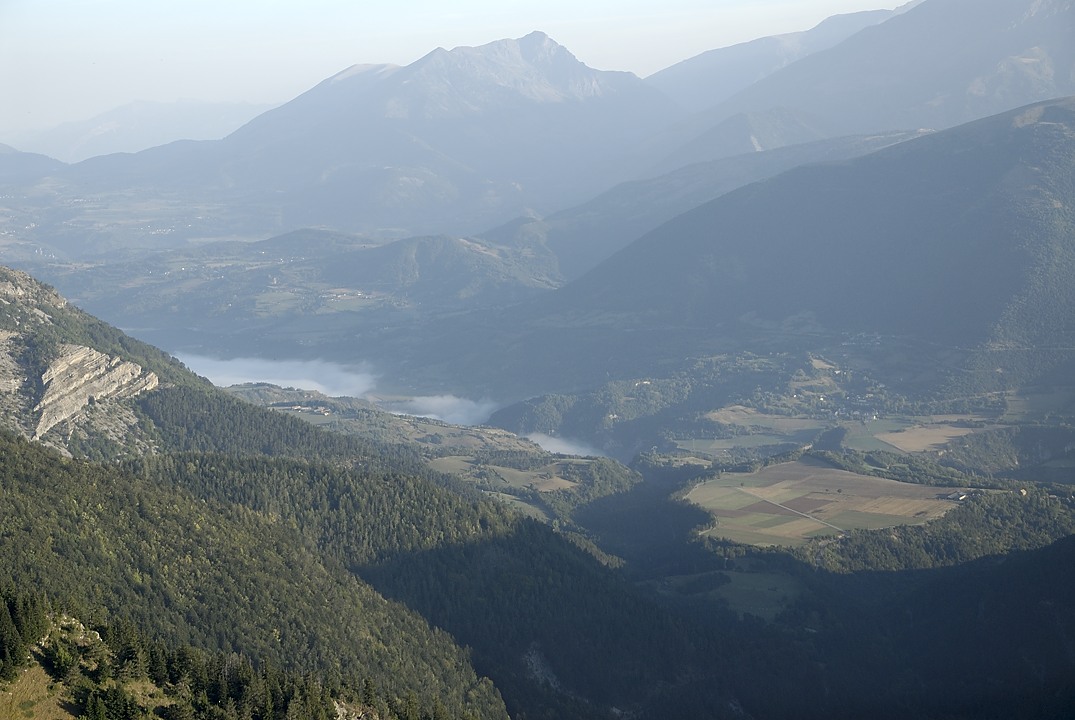 120923-082814.jpg - Brume sur le lac du Sautet