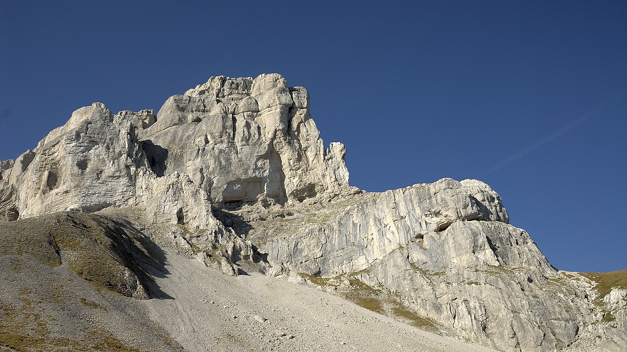 120923-090720.jpg - Obiou et ar�te du coloir Paul Arthaud